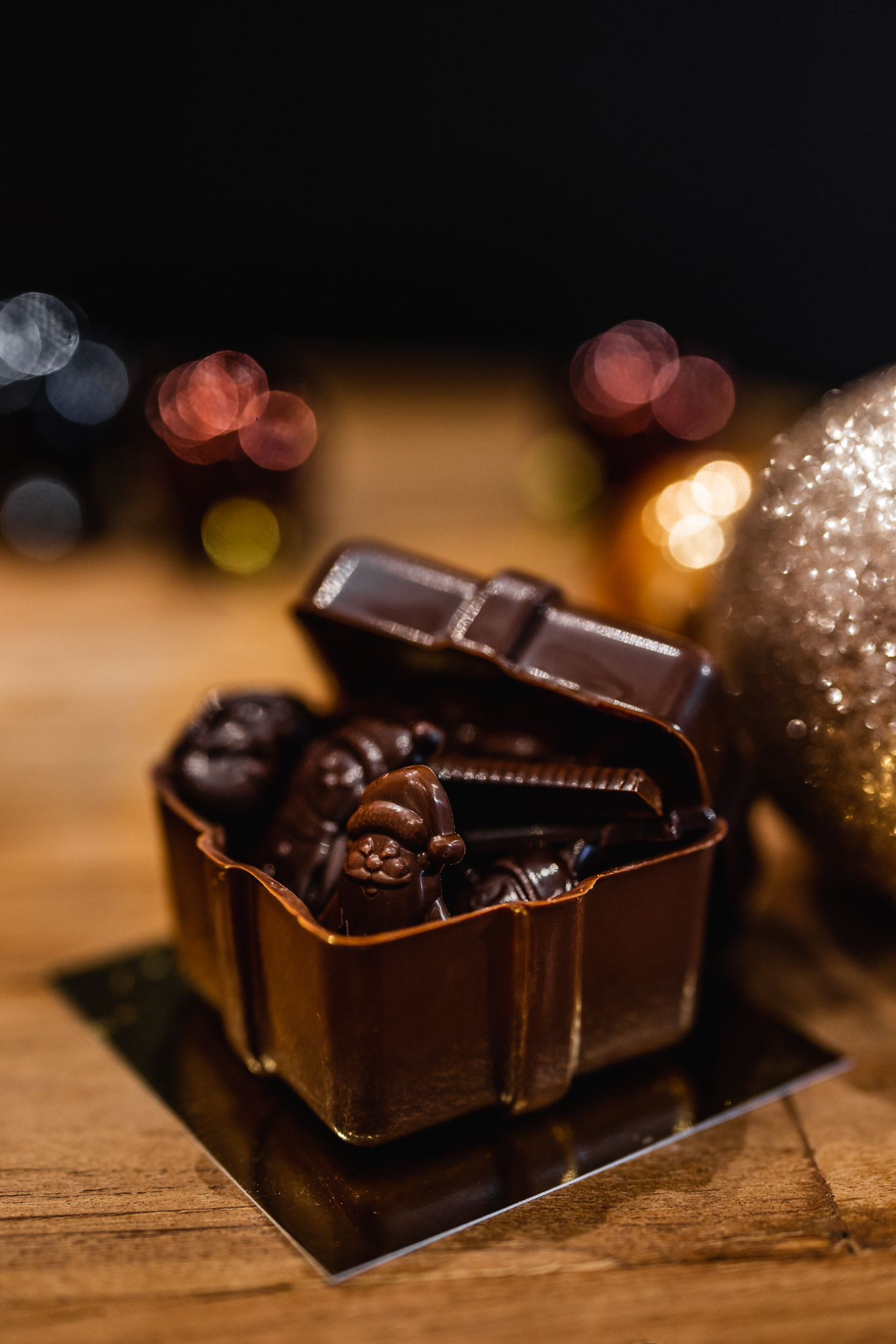 Cadeau en chocolat (lait) - Espèce de Ganache - Chocolaterie