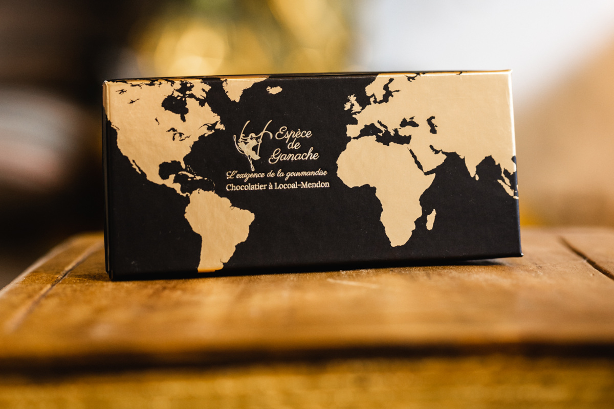 Coffret 40 carrés noir grand cru